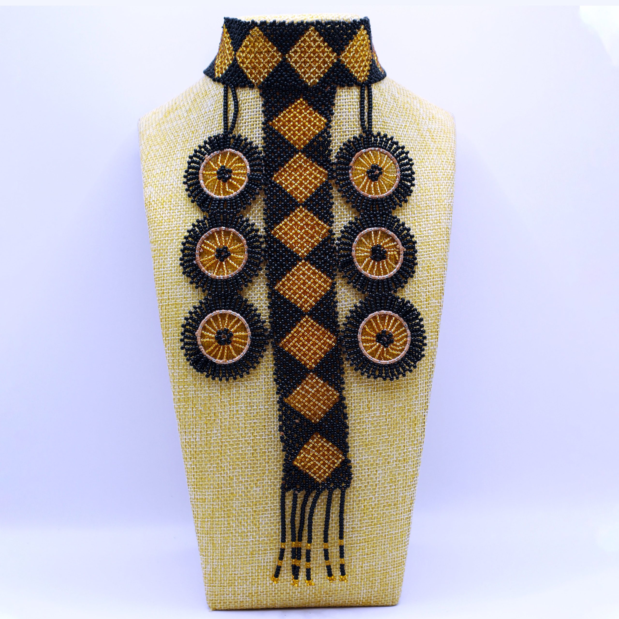 Sophisticated Zulu beaded chocker necklace