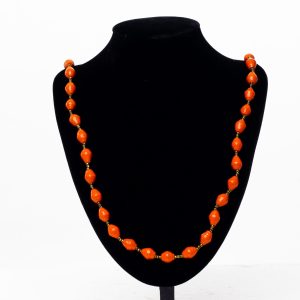 Paper beads necklace